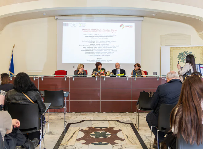 Conferenza stampa MIC-3.jpg